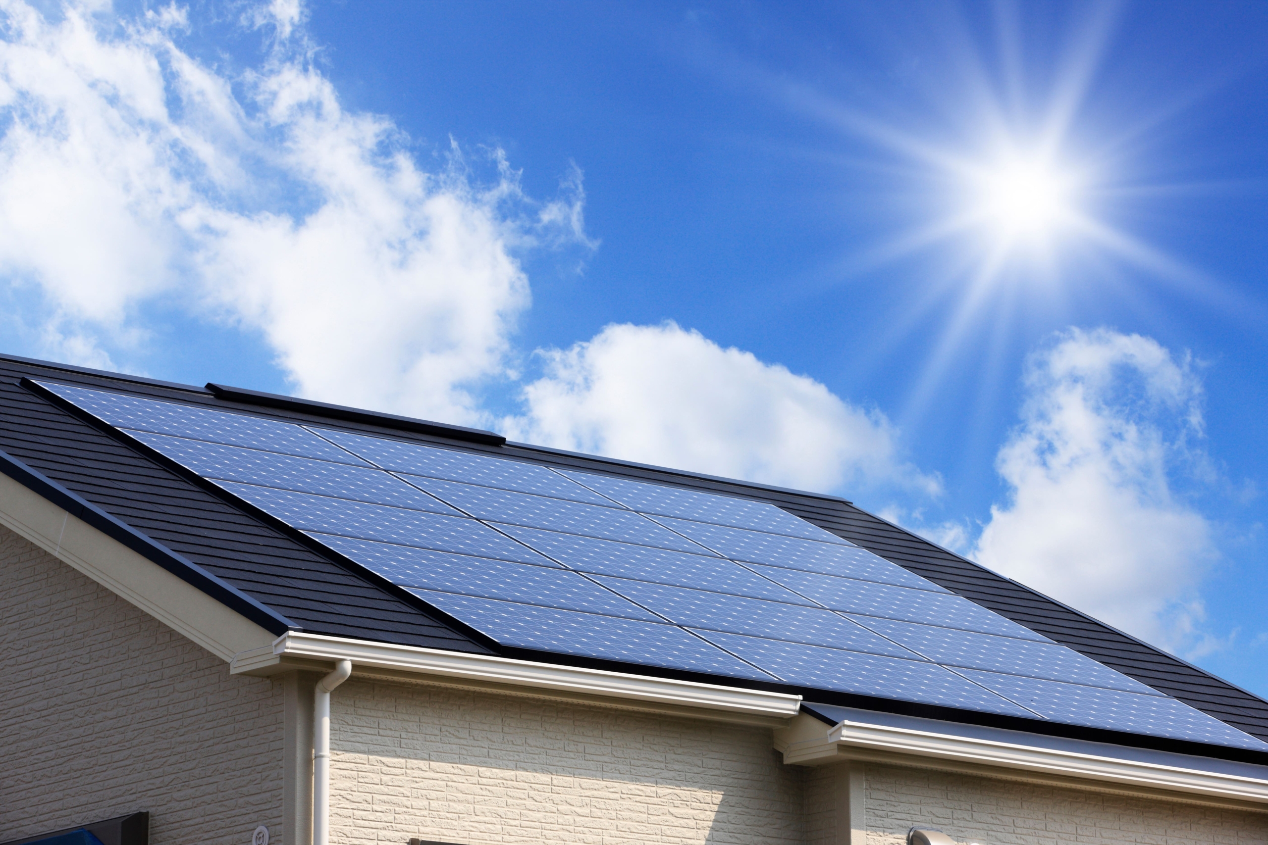 新築住宅に太陽光発電は付けるべき？ | 埼玉・八潮・越谷・東京の注文住宅なら「おせっかい工務店」イデアホーム